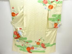 アンティーク　花籠模様刺繍振袖